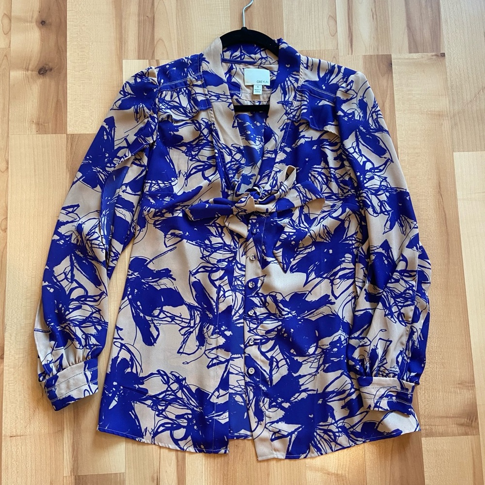 Greylin Pussybow Floral Neck Tie Blouse